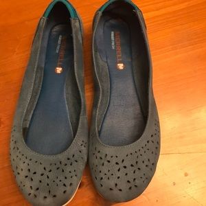 Blue cut out flats